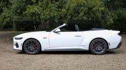 FORD MUSTANG CONVERTIBLE 5.0 V8 GT 2dr Auto